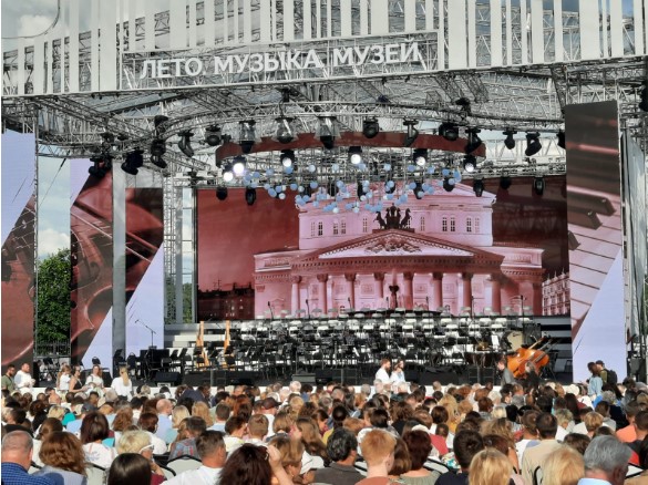 Грандиозными концертами завершился шестой фестиваль «Лето. Музыка. Музей»
